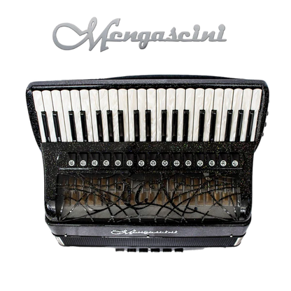 Accordéon chromatique Mengascini P125 converter à touche piano couleur noir vu du clavier
