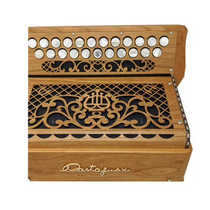 Accordéon Diatonique Castagnari Dinn III en Bois de Cerisier Vu du Clavier Main Droite à Bouton