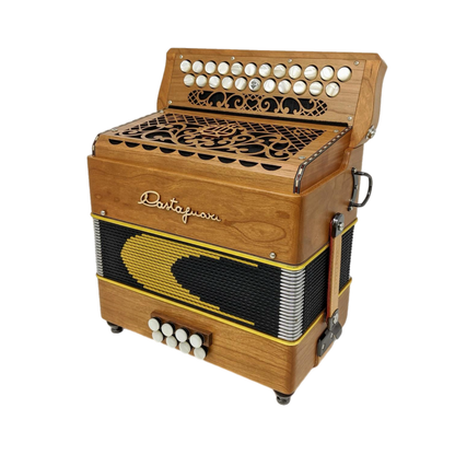 Accordéon Diatonique Castagnari Dinn III en Bois de Cerisier Vu de Face avec Soufflet Fermé