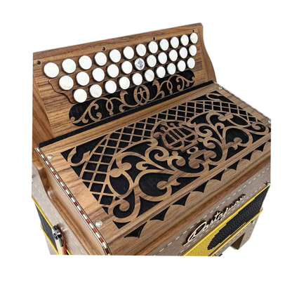 Accordéon Diatonique Castagnari Handry 18 en Bois de Noyer Vu du Clavier Main Droite à Bouton