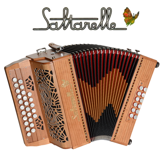 Accordéon Diatonique Saltarelle GaÏa en Bois de Cerisier Vu de Face avec Soufflet Ouvert